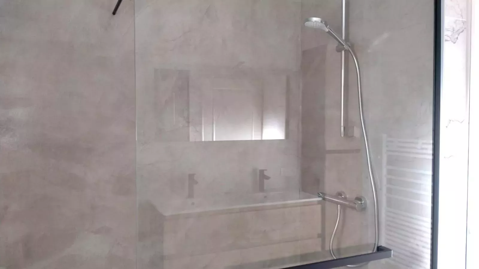 Les Burons-Bathroom