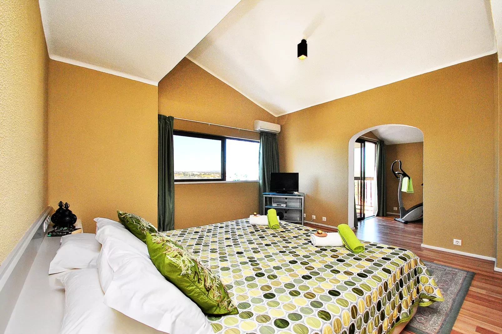 Penthouse Miami-Bedroom