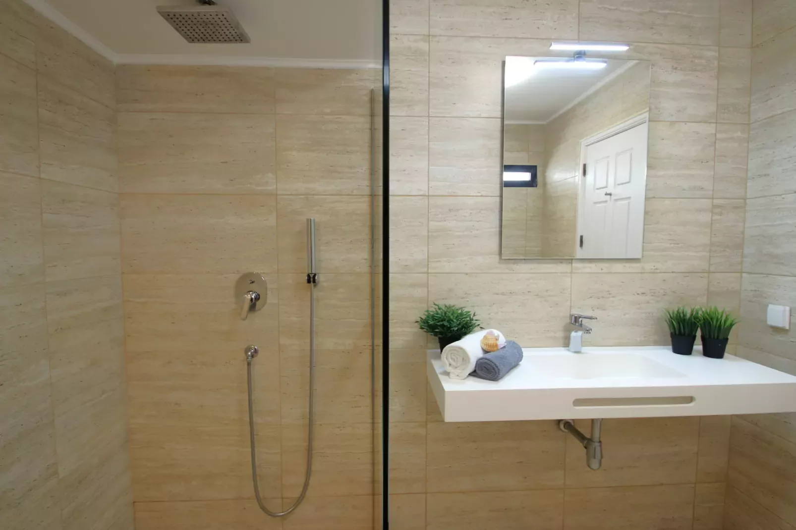 Penthouse Miami-Bathroom