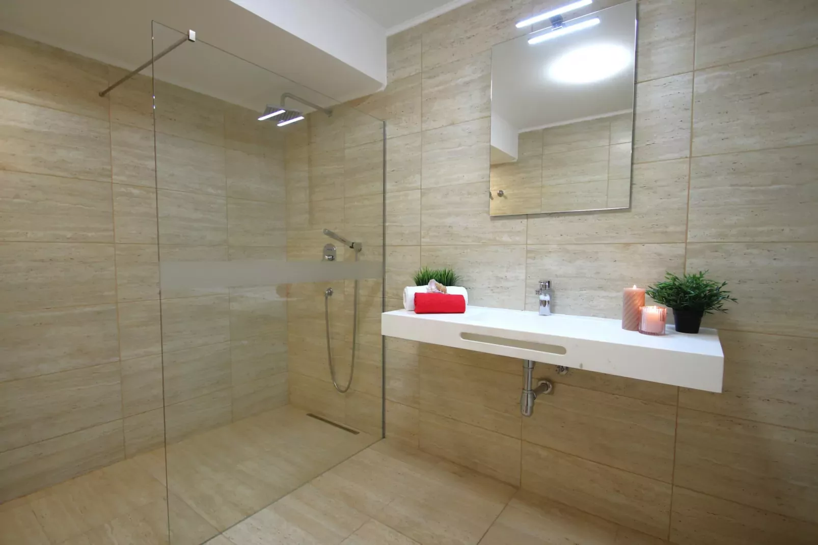 Penthouse Miami-Bathroom