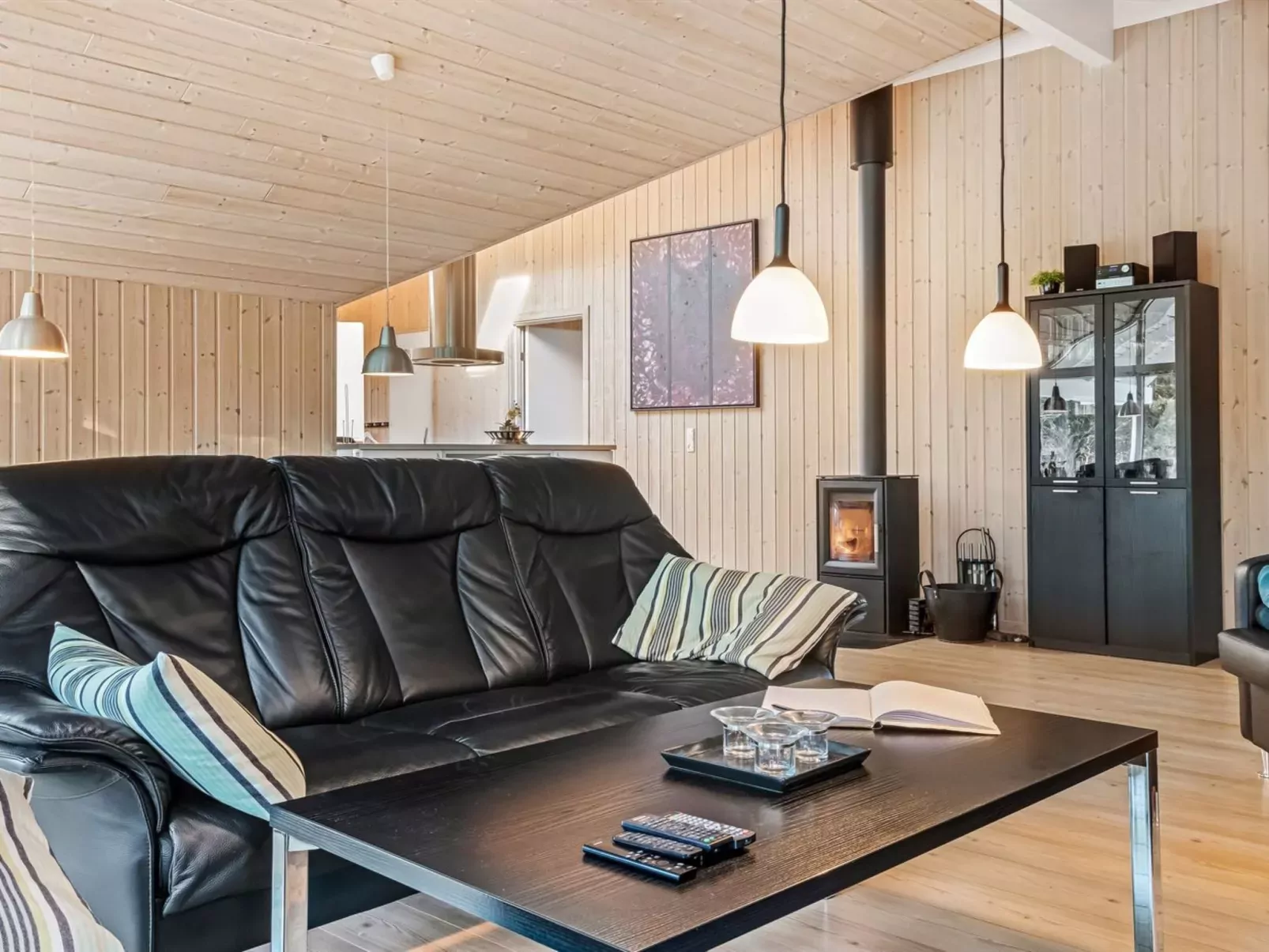 "Krum" - 4.5km from the sea-Drinnen