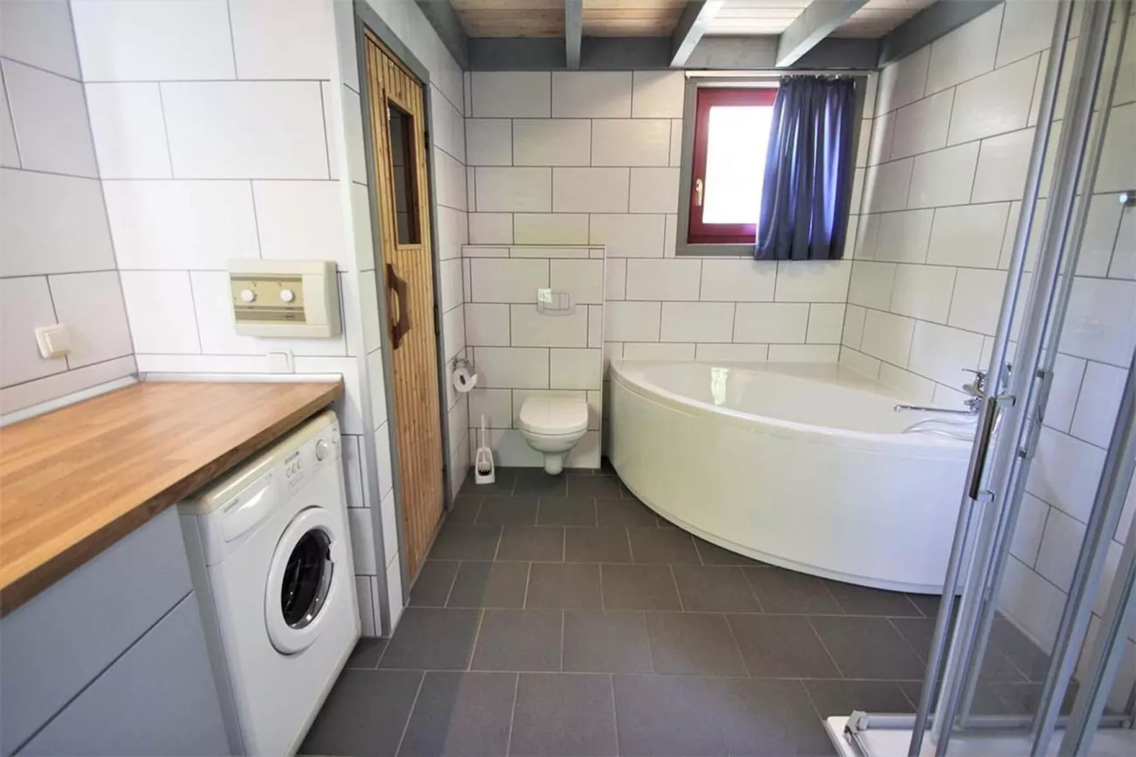 FH Wildgans Comfort Nr 5a-Bathroom