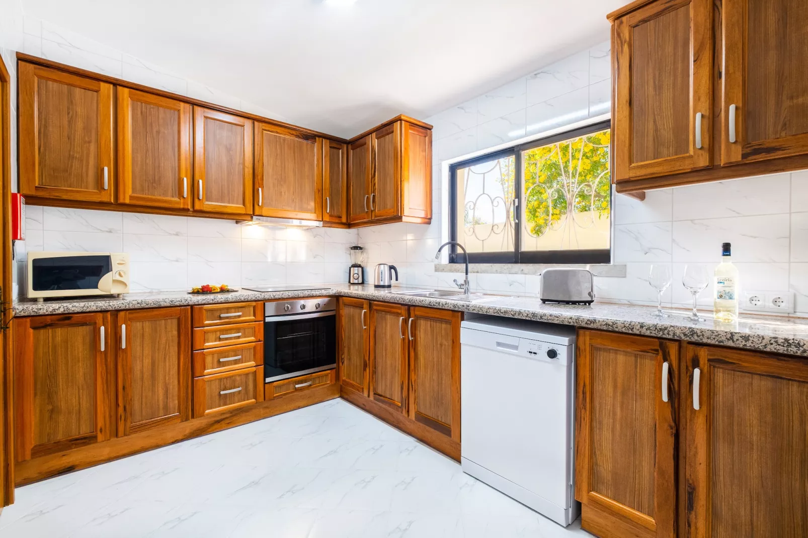 Villa Crisandra-Kitchen
