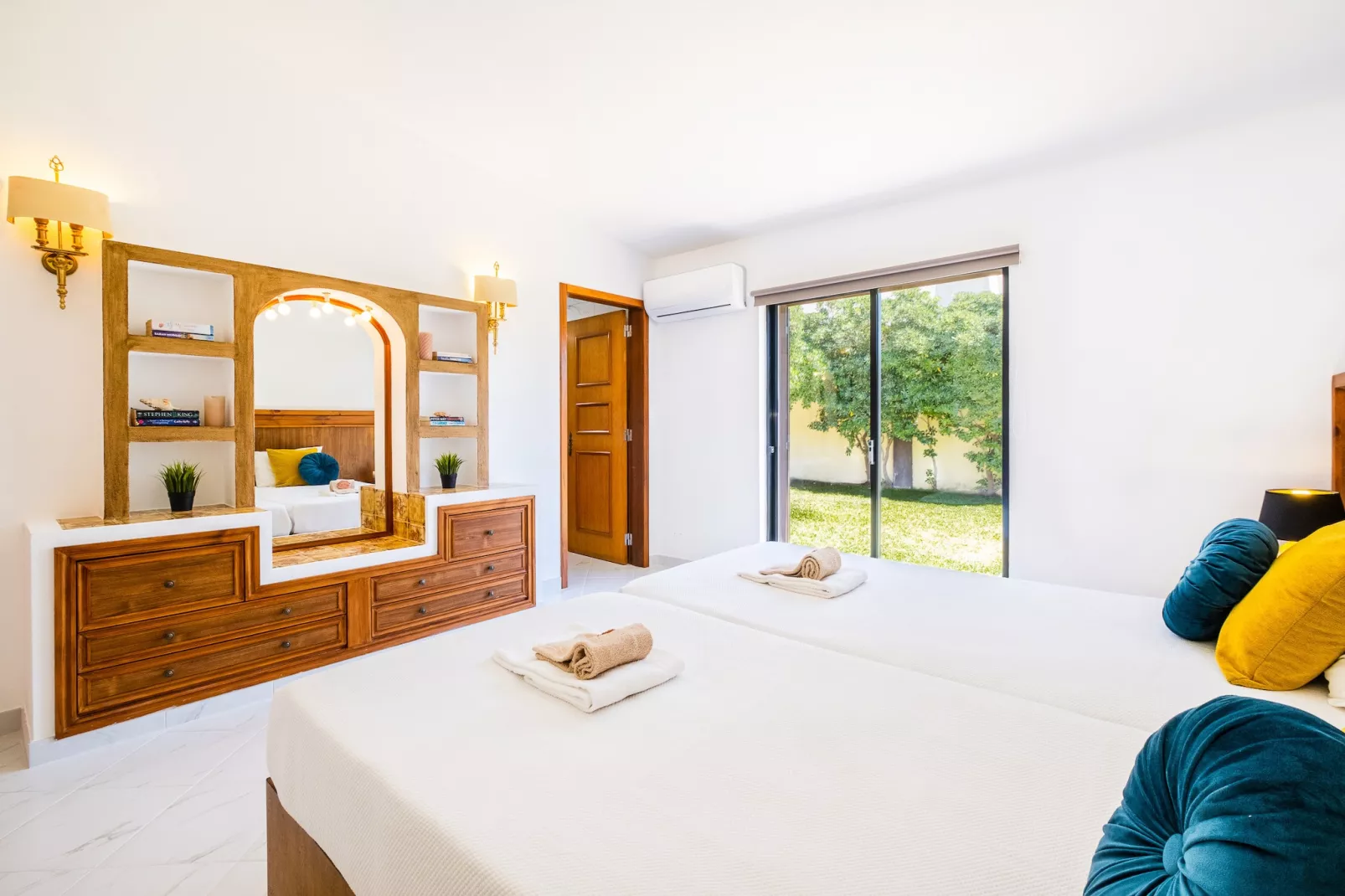 Villa Crisandra-Bedroom