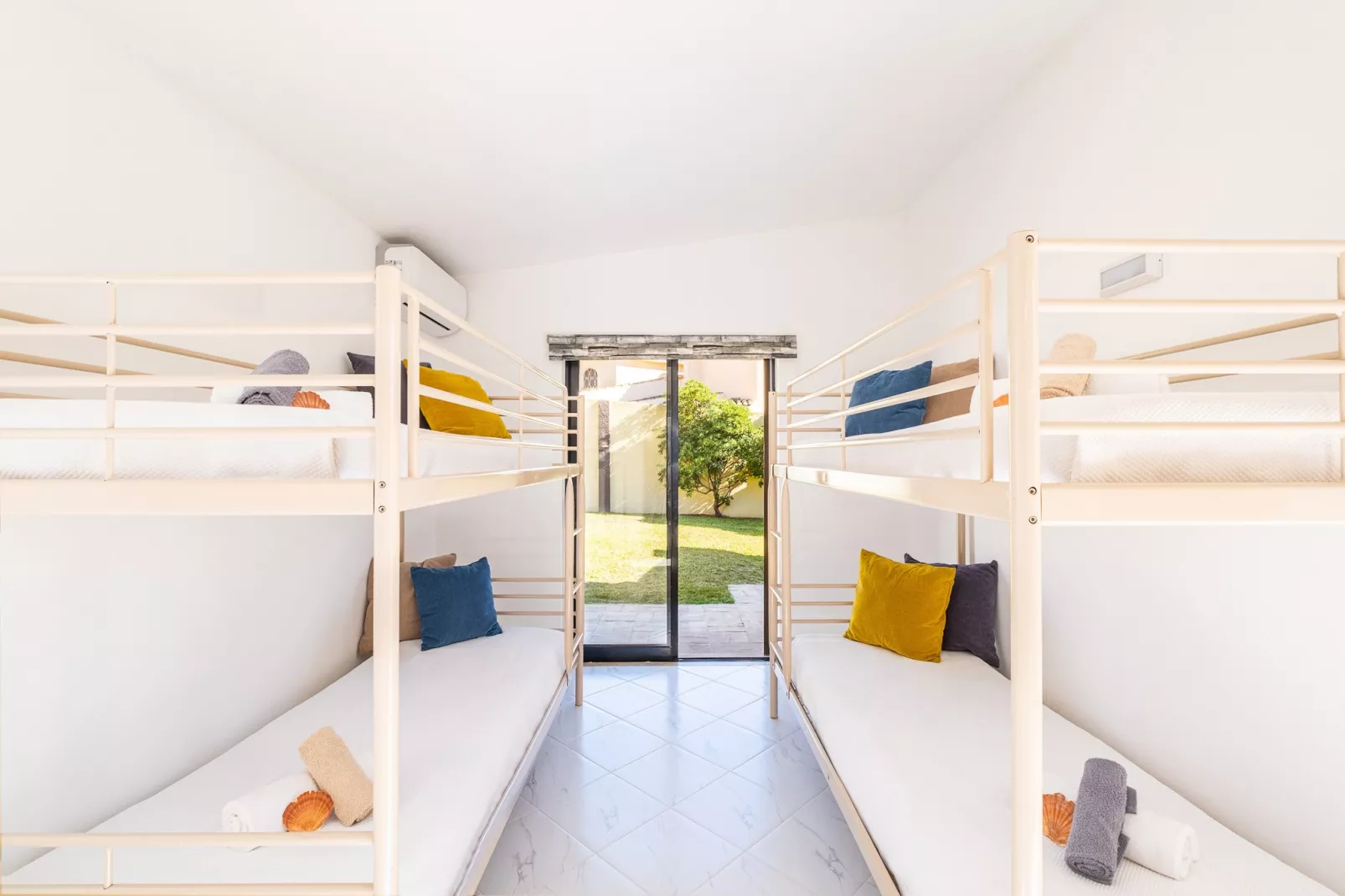 Villa Crisandra-Bedroom