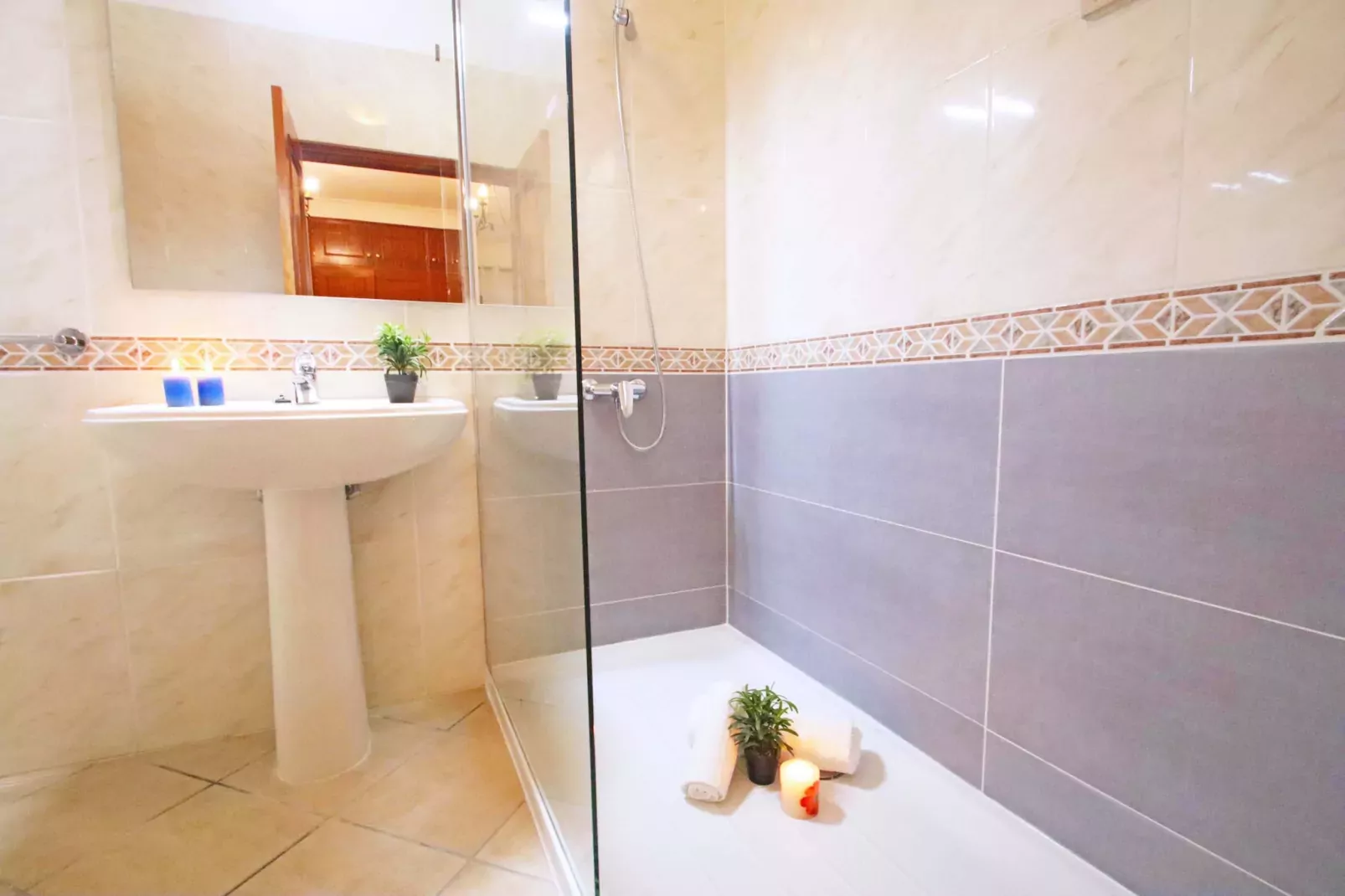 Villa Martinica-Bathroom
