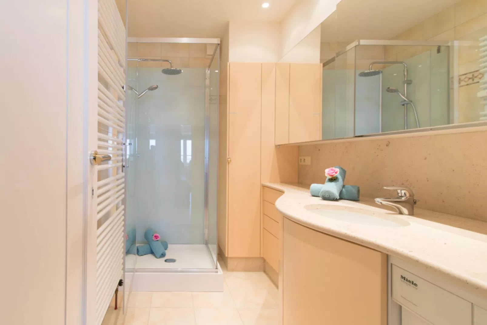 Majestic-Bathroom
