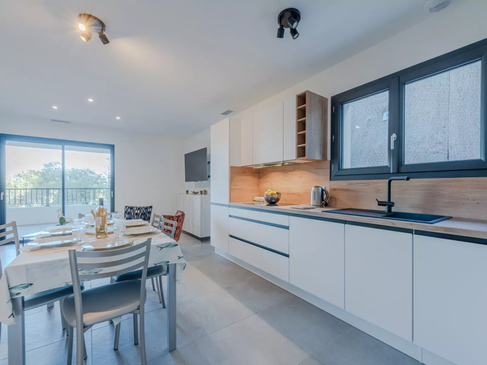 Les Hauts de Collioure-Inside