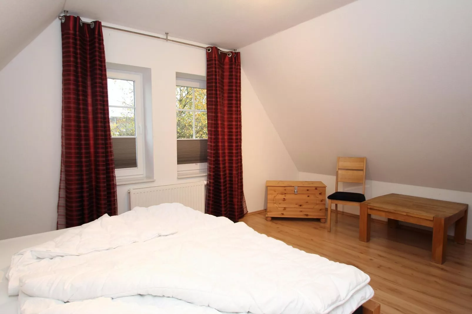 Großes Ferienhaus in einer Feriensiedlung-Bedroom