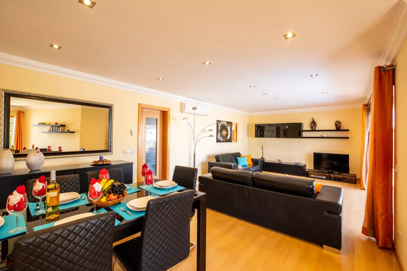 Villa Laguna-Living room