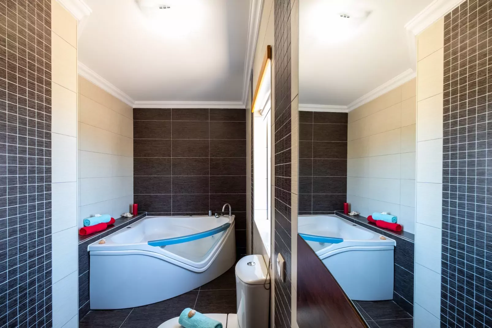 Villa Laguna-Bathroom