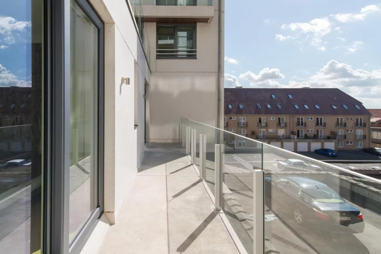 North Beach 1-Terrace balcony