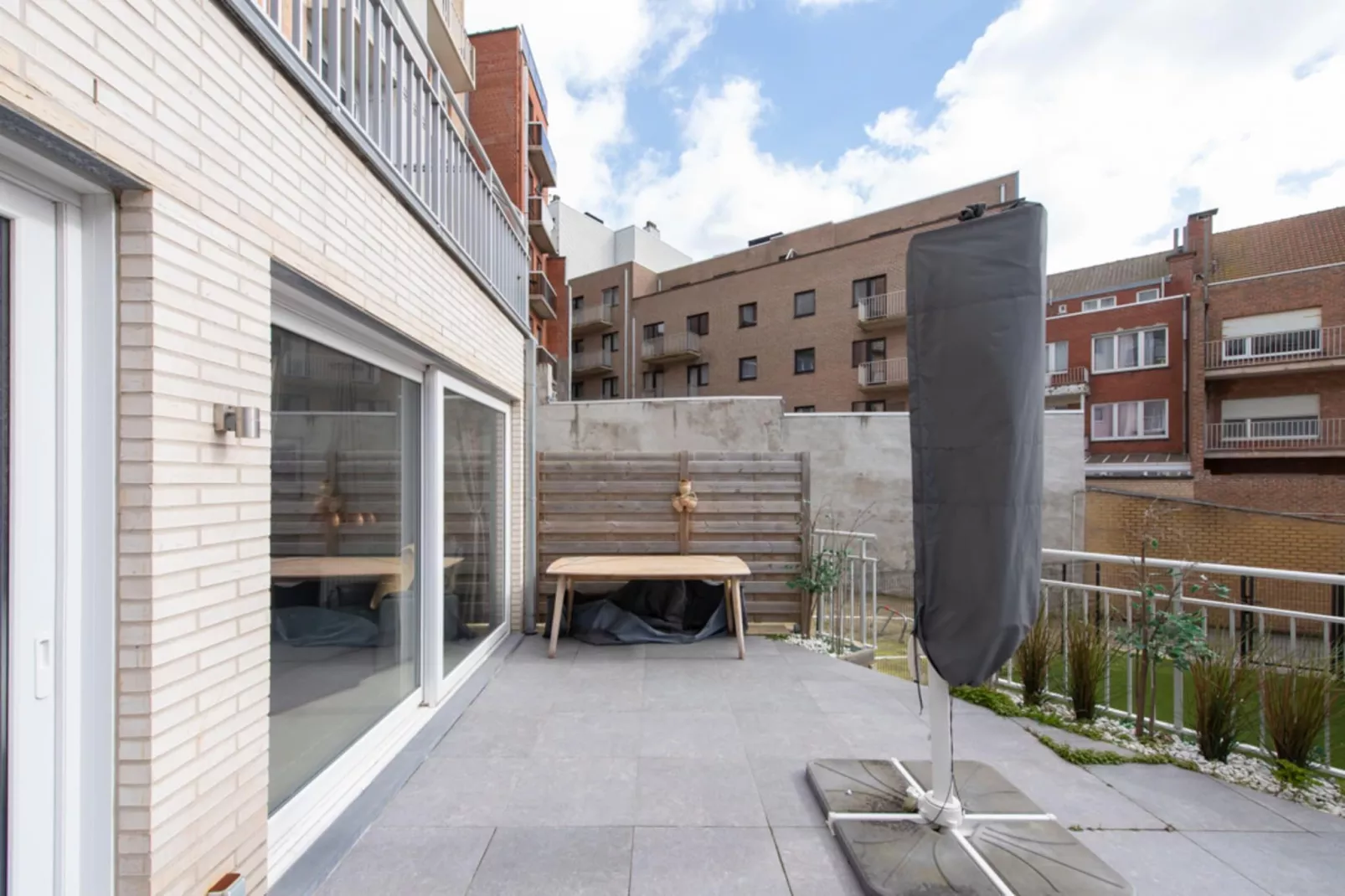Caprice 0001-Terrace balcony
