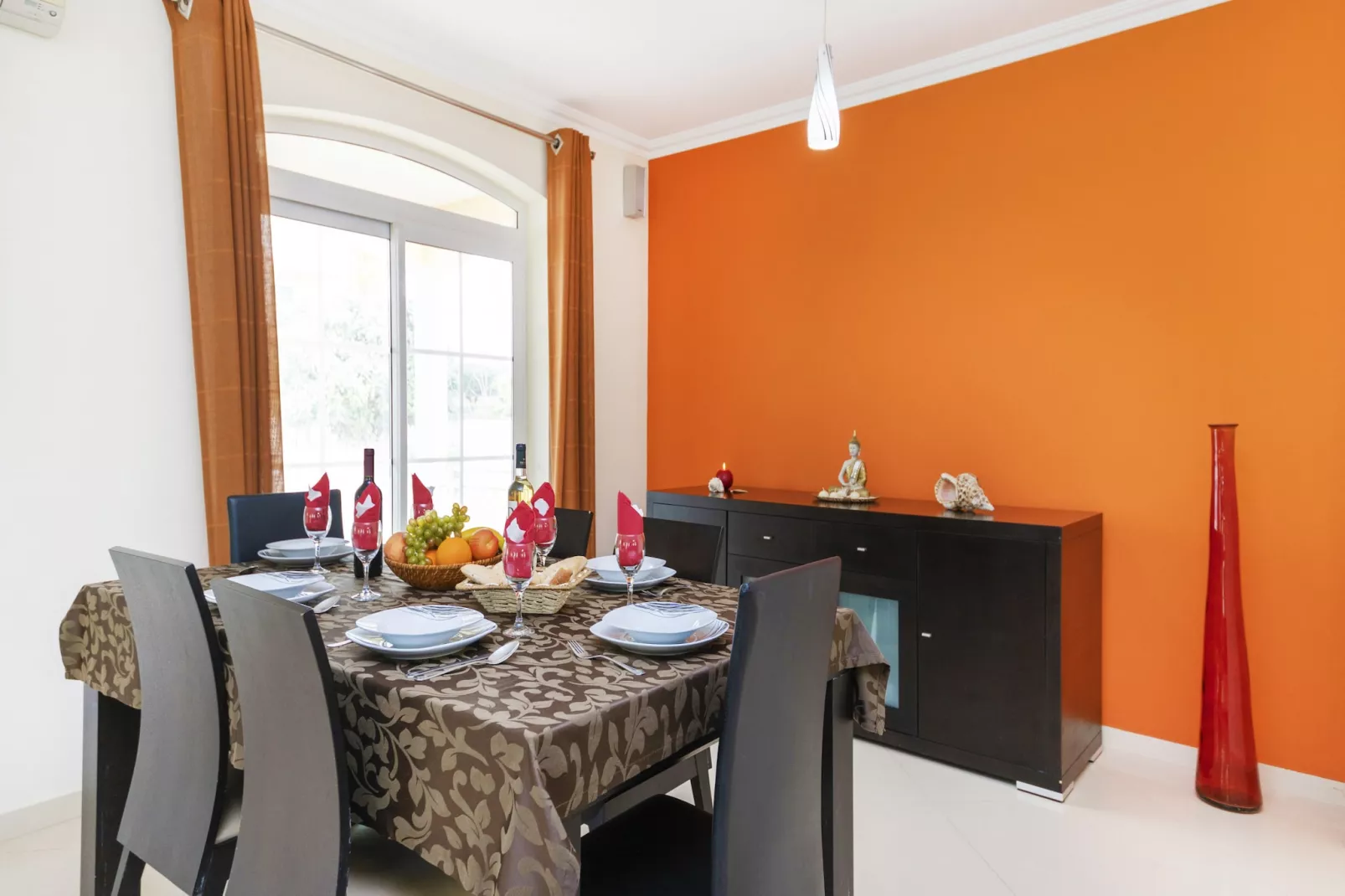 Villa Imagine-Dining room