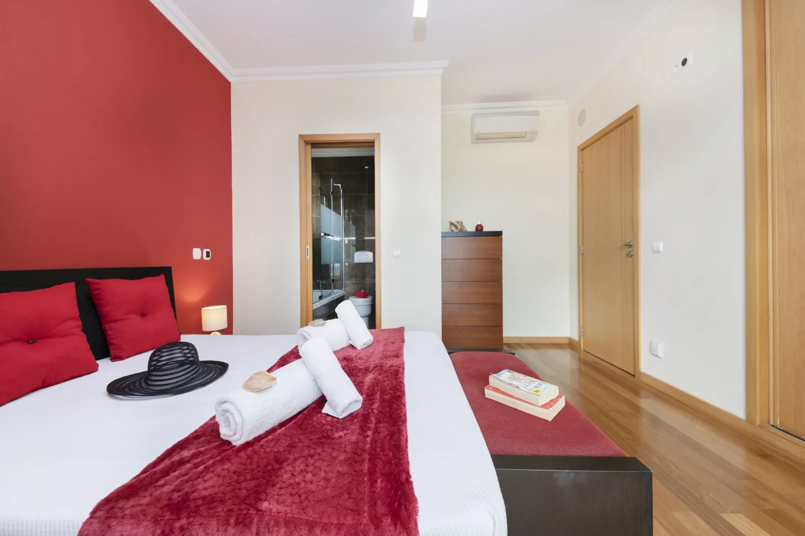 Villa Imagine-Bedroom