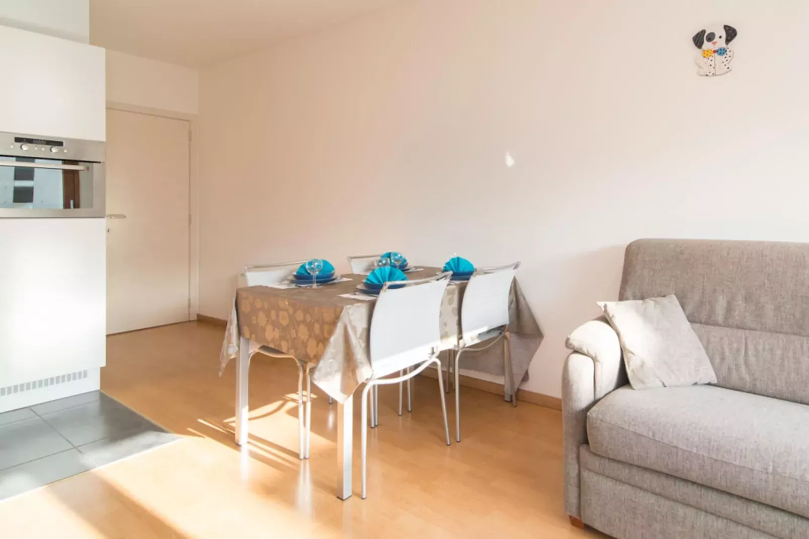 Chateau du centre 0401-Esszimmer