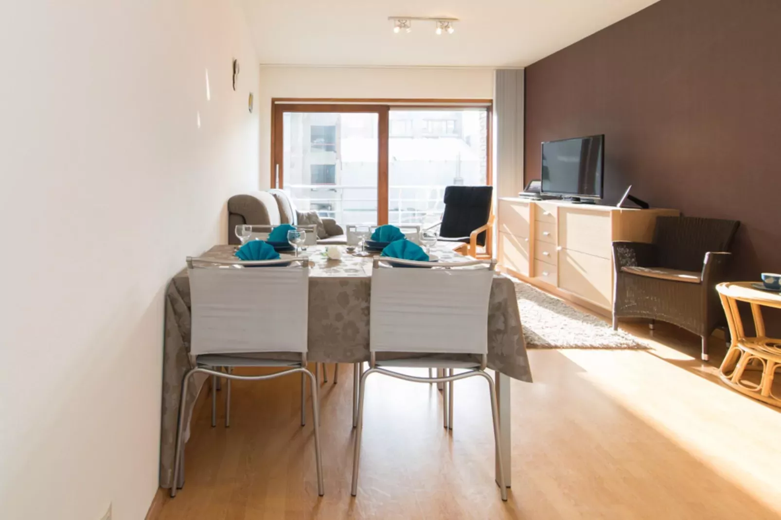 Chateau du centre 0401-Esszimmer