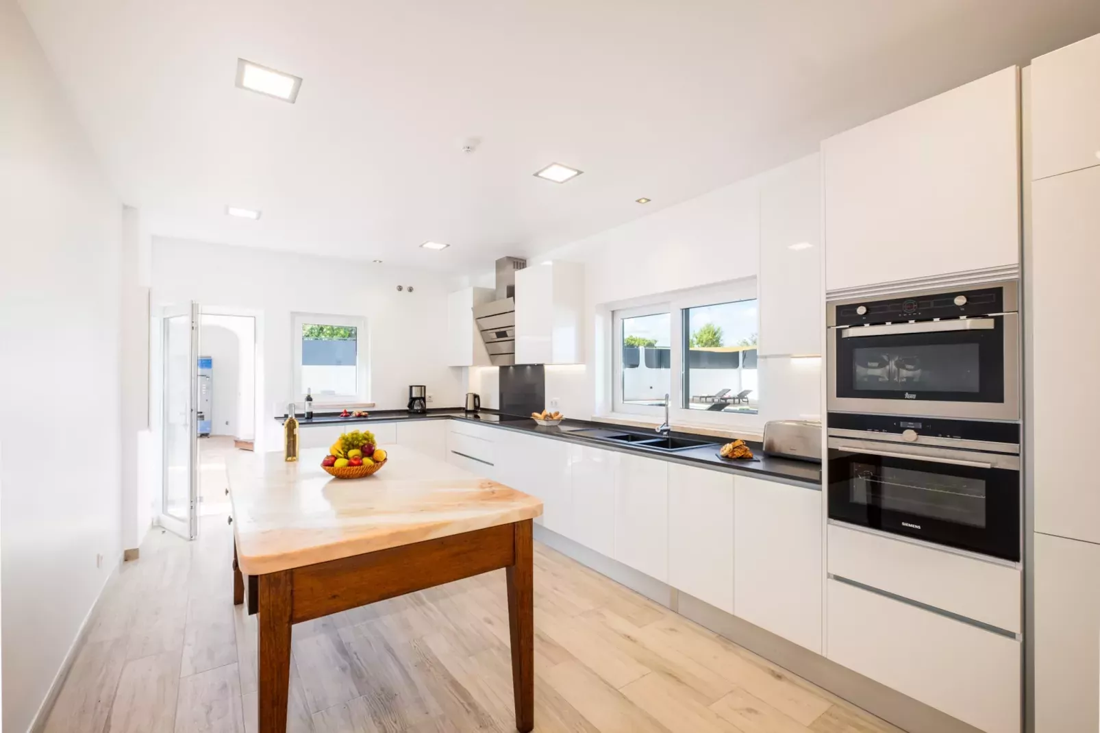 Villa Benagil Boutique-Kitchen