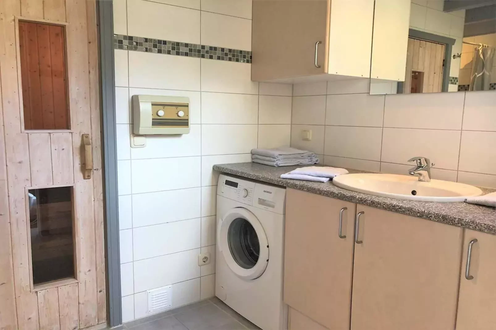 FH Wildgans Comfort Nr 64-Bathroom
