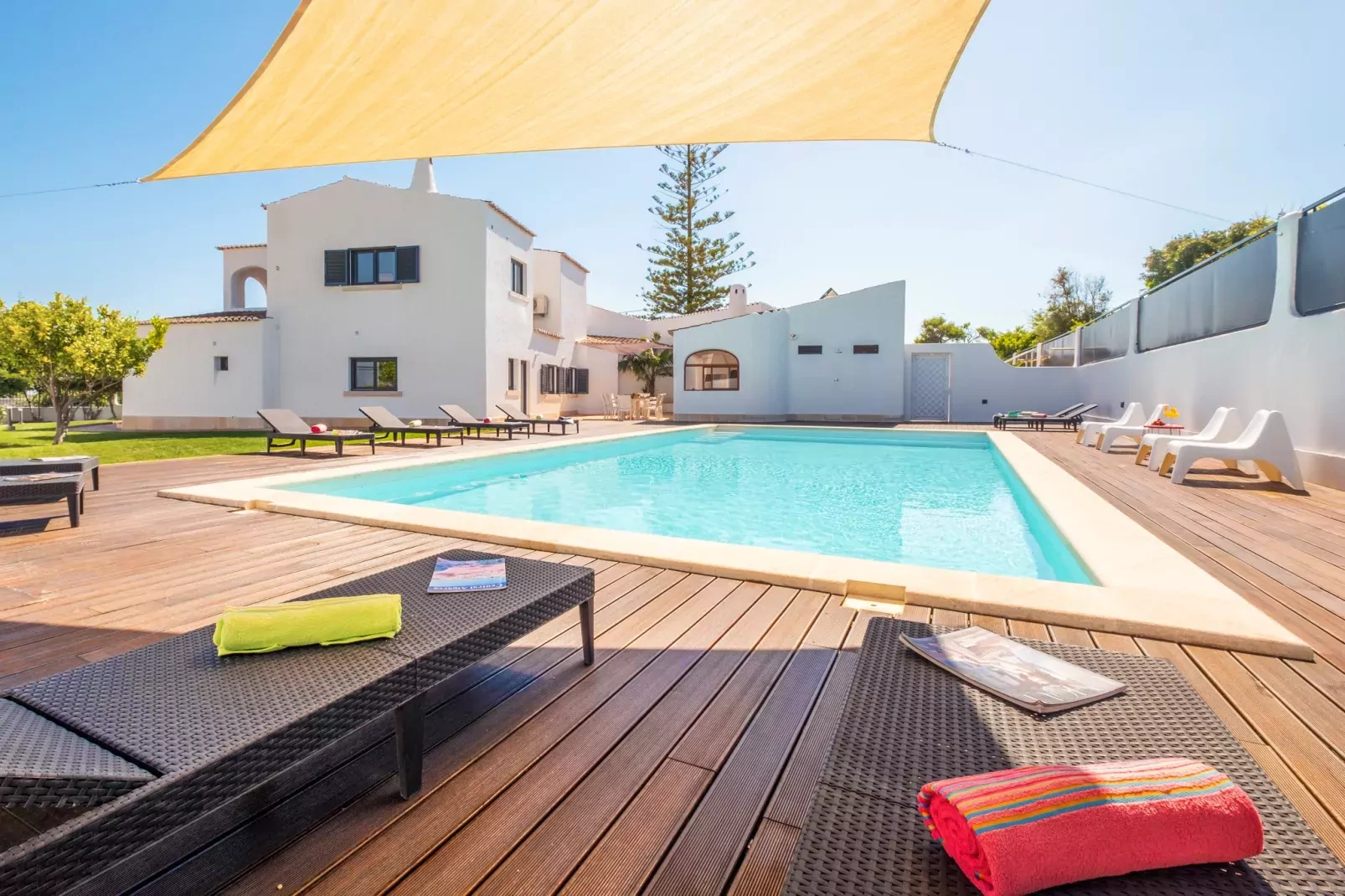Villa Benagil Boutique-Exterior summer