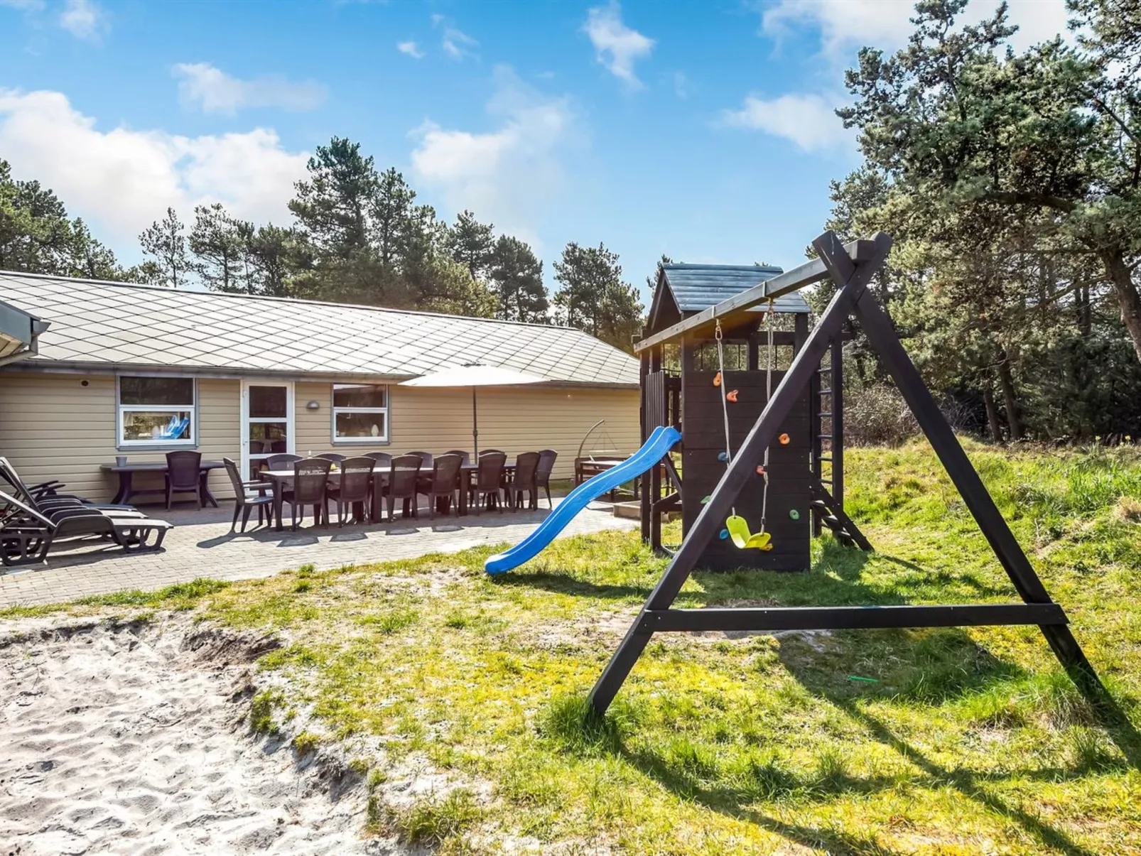 "Nael" - 1.6km from the sea-Outside