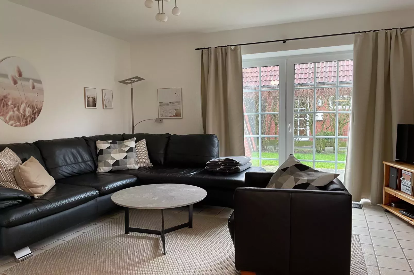 Ferienhaus Neßmersiel-Living room