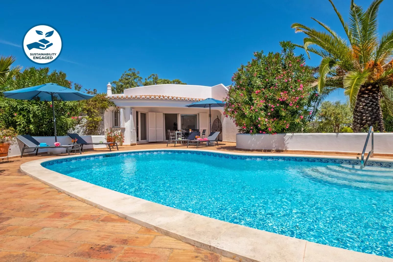 Villa Sunshine-Exterior summer