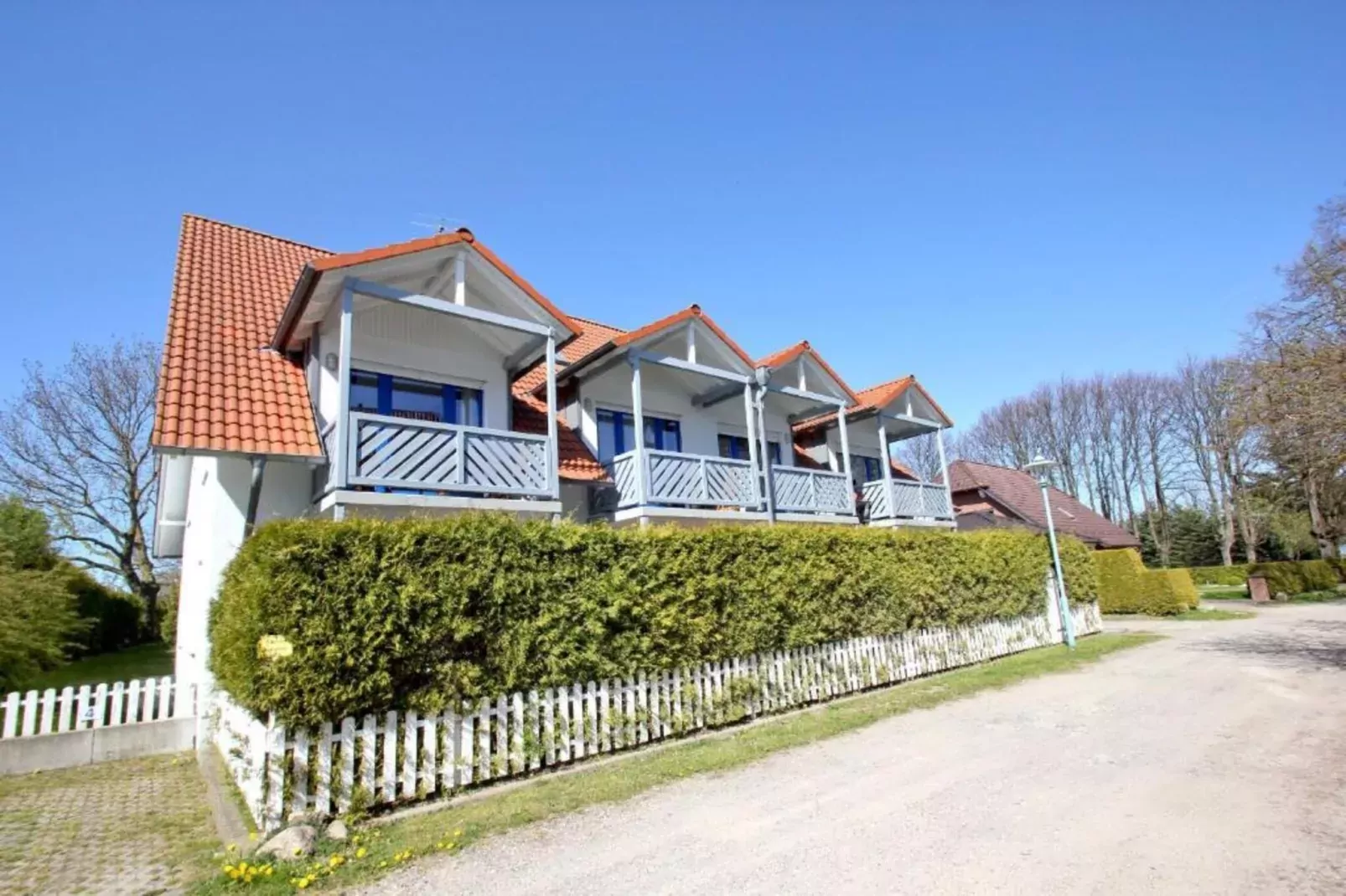 Ferienhaus Neßmersiel-Areas summer 5km