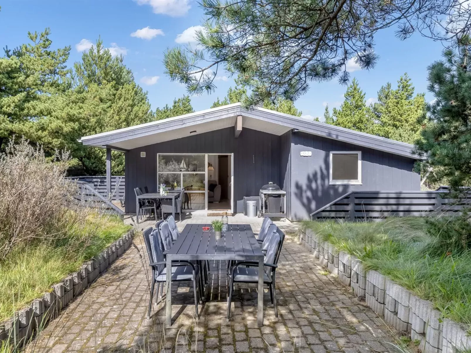 "Roald" - 2.2km from the sea-Draußen
