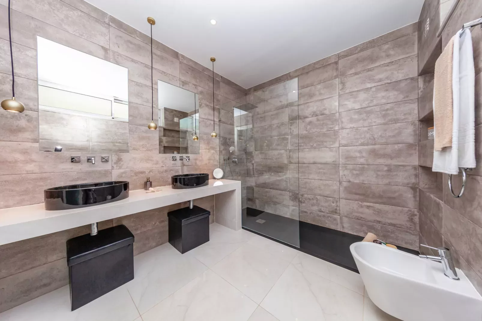 Villa Catalina-Bathroom