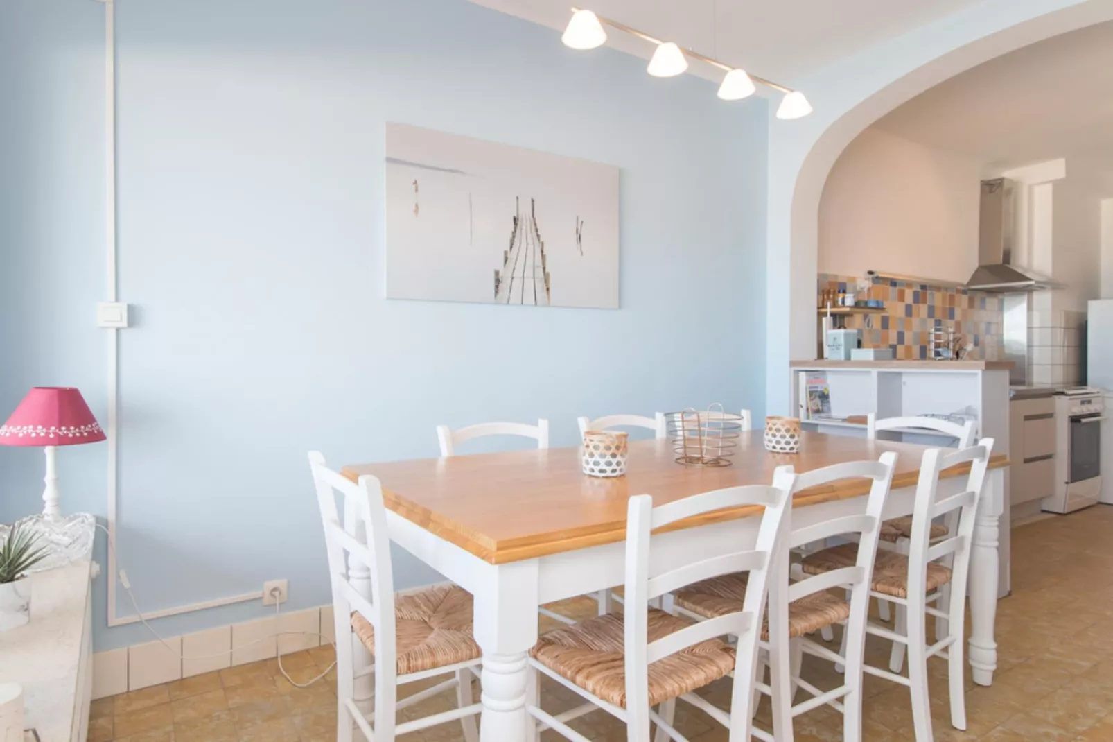 Continental-Dining room