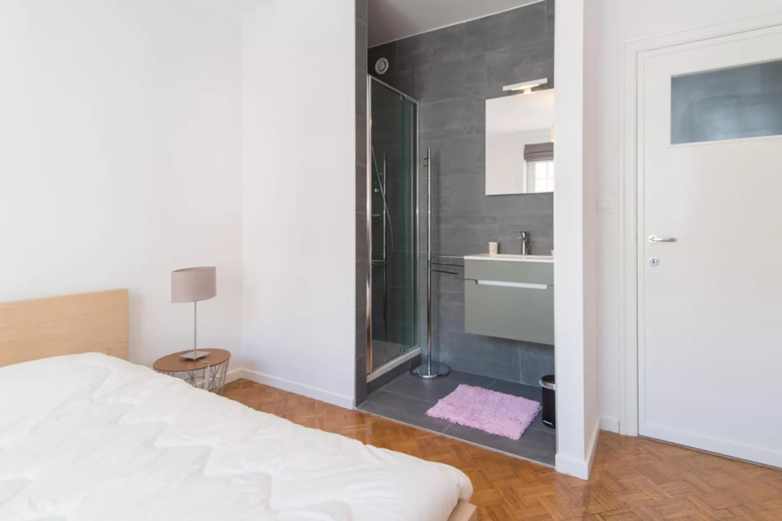 Continental-Bedroom