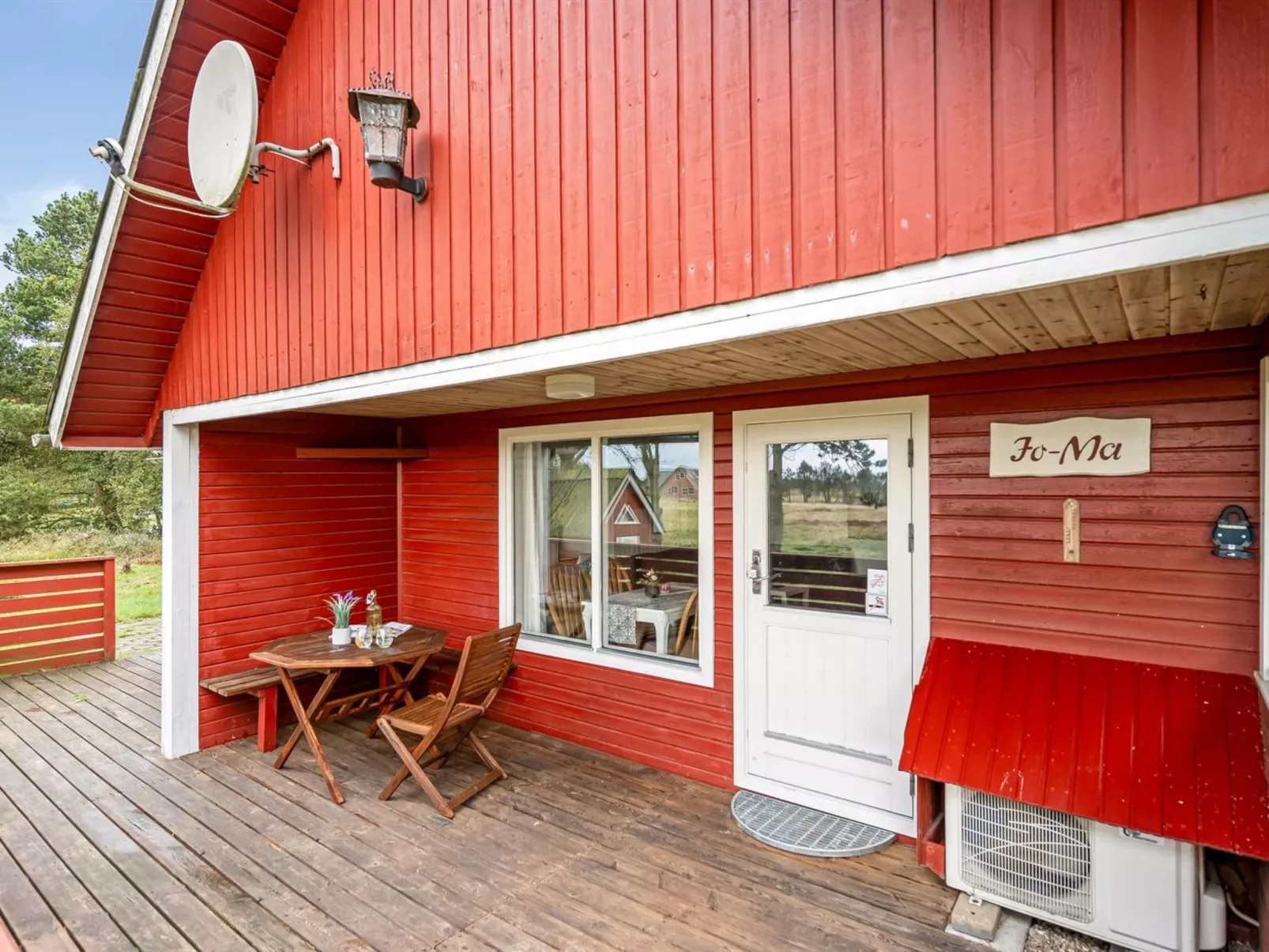 "Knud" - 2.5km from the sea-Outside