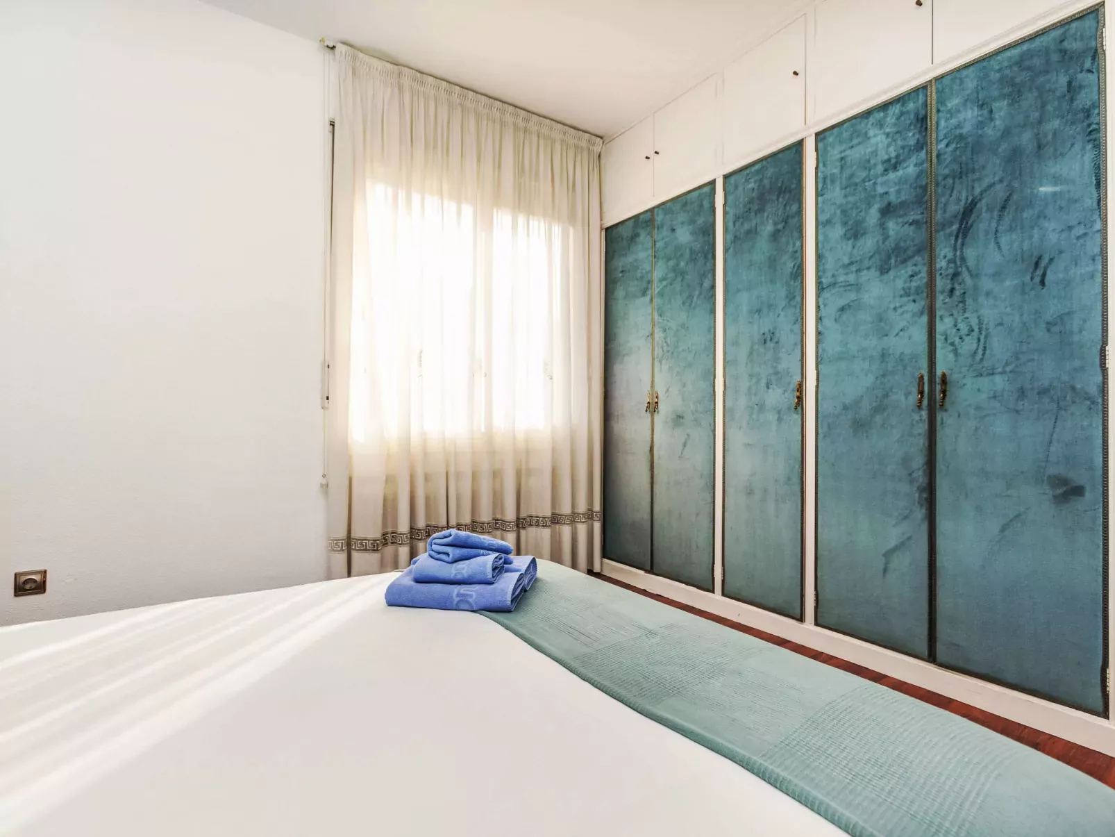 Sants-Les Corts Galileu-Inside