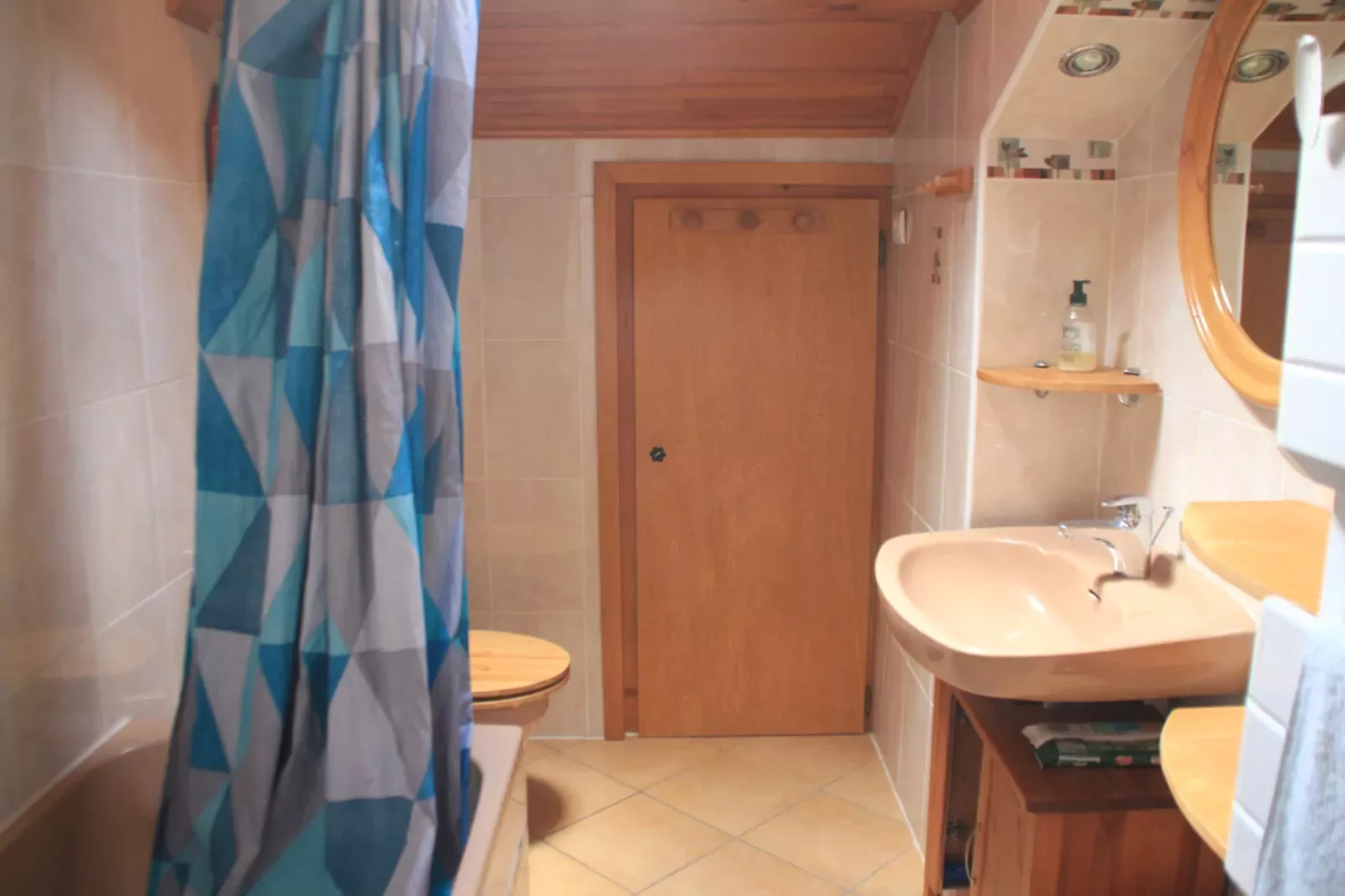 Chalet Ours Brun ORB MOUNTAIN & QUIET 6 Pers.-Badezimmer