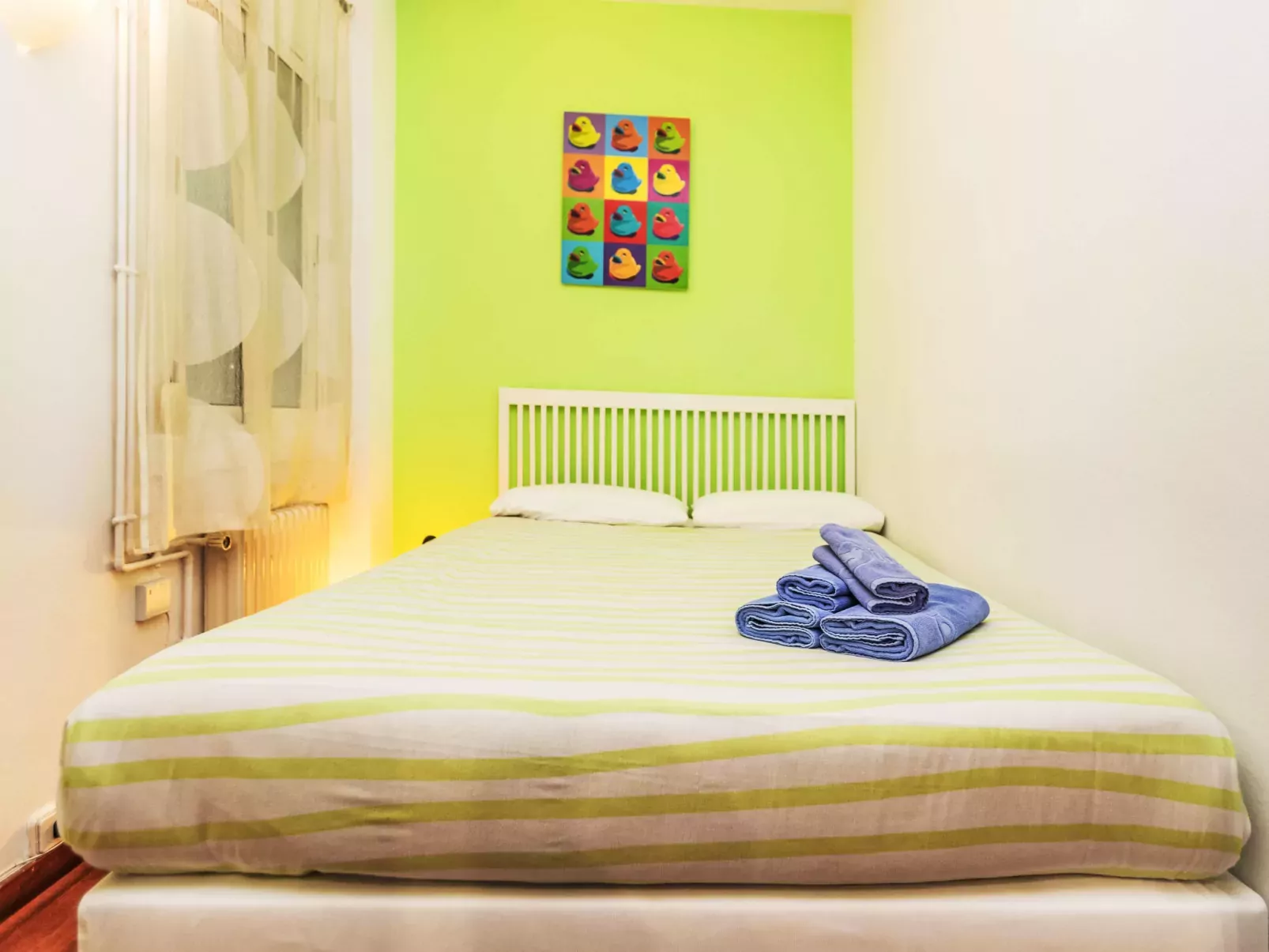 Sants-Les Corts Galileu-Inside