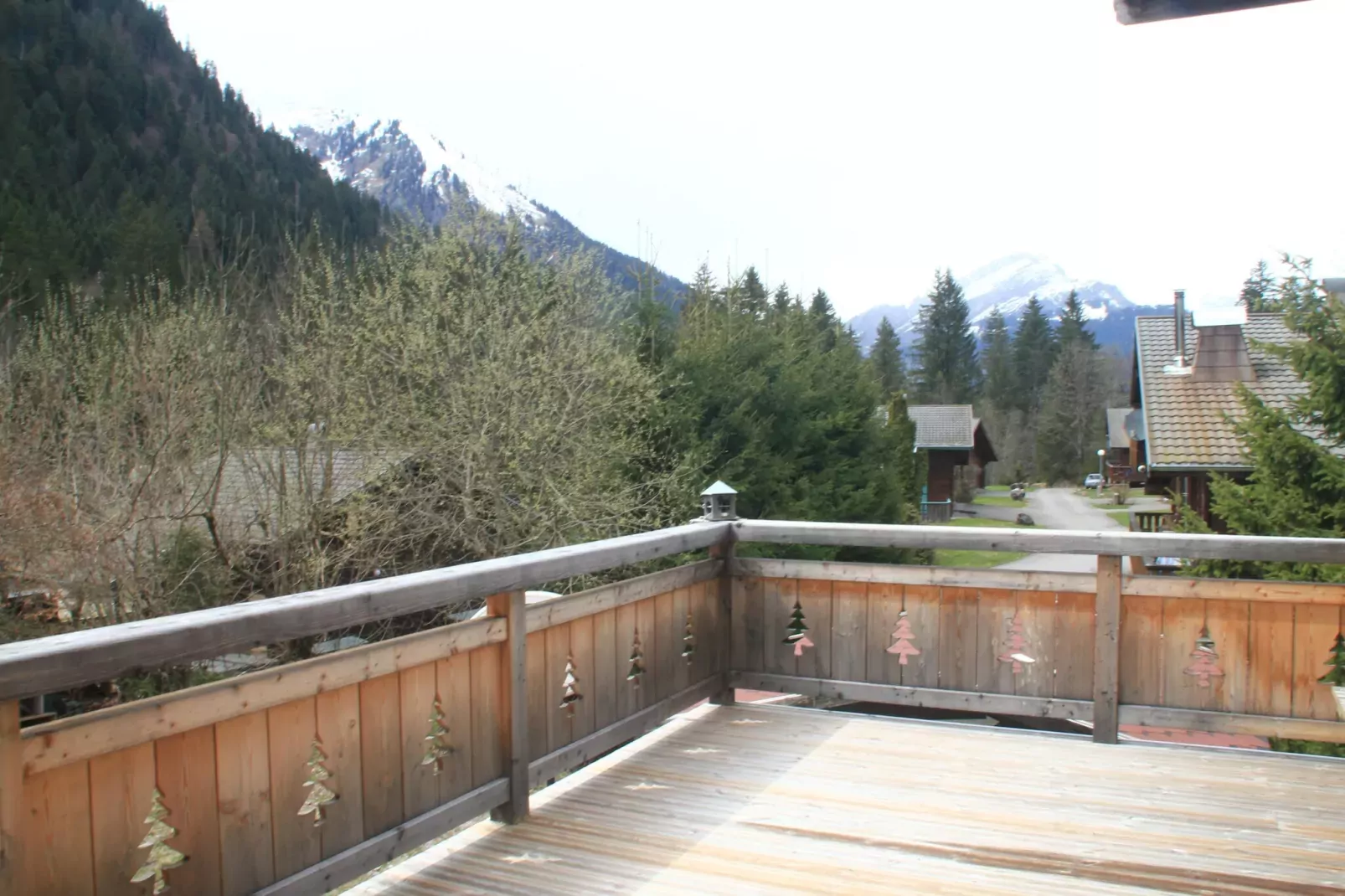 Chalet Ours Brun ORB MOUNTAIN & QUIET 6 Pers.-Terrasse