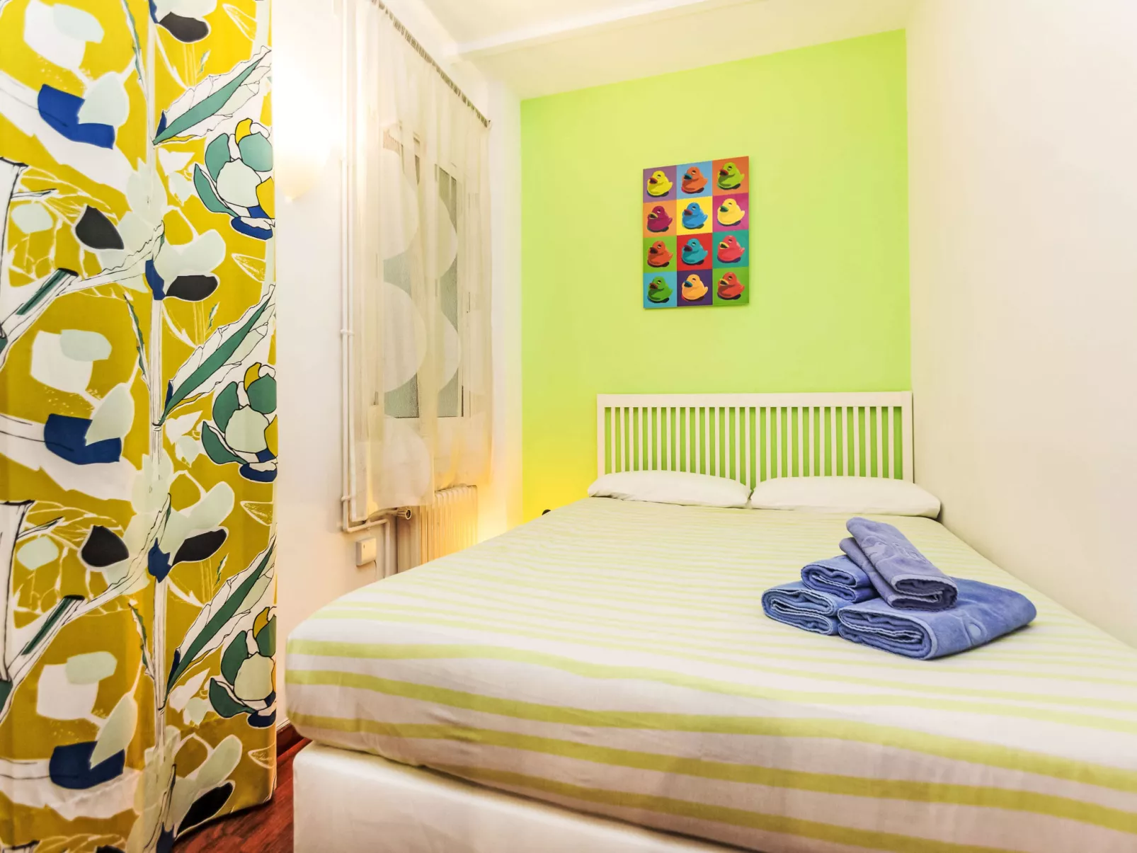 Sants-Les Corts Galileu-Inside