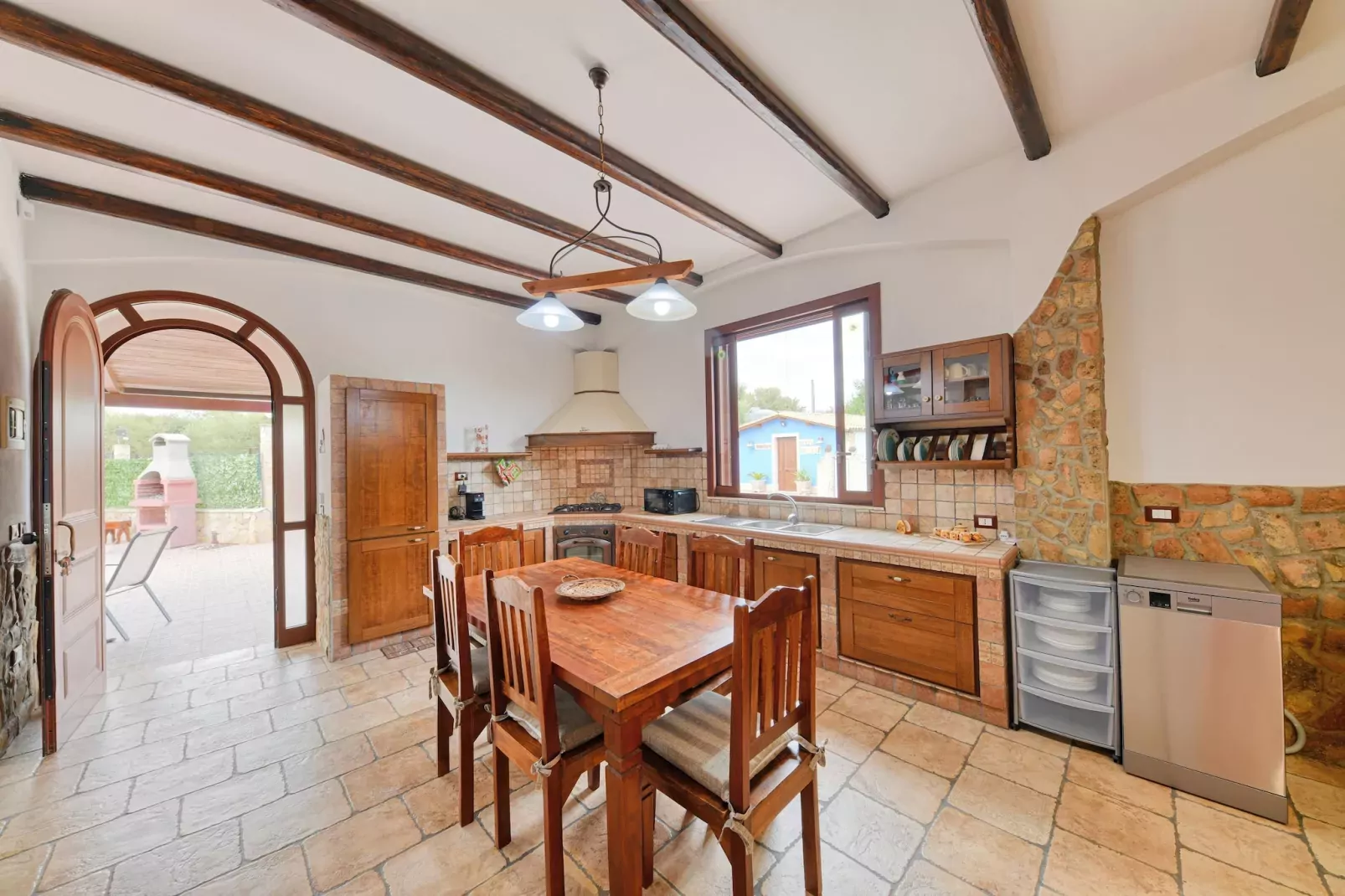 Villa Parisi mit Privatpool Siracusa-Dining room