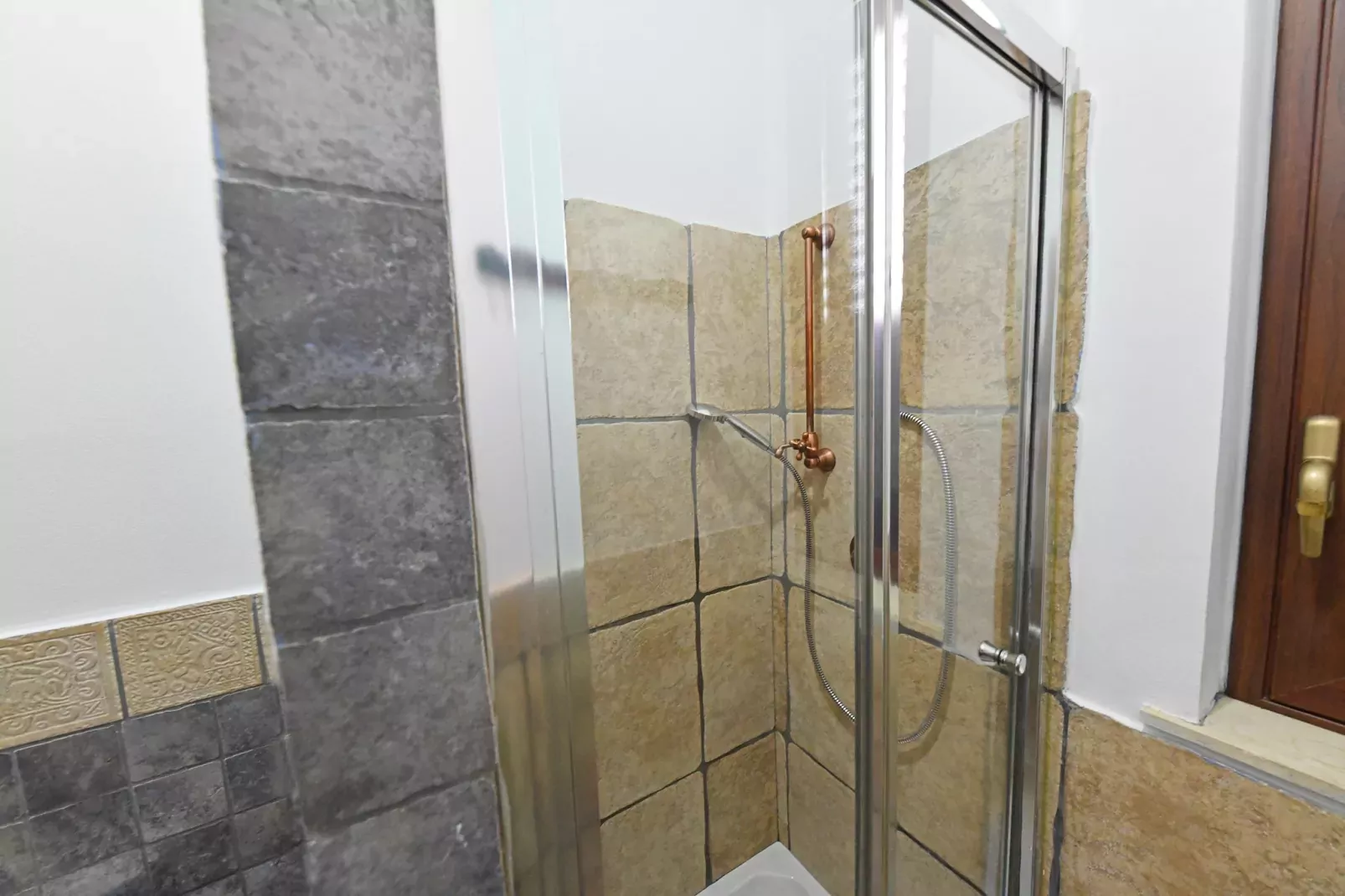 Villa Parisi mit Privatpool Siracusa-Bathroom