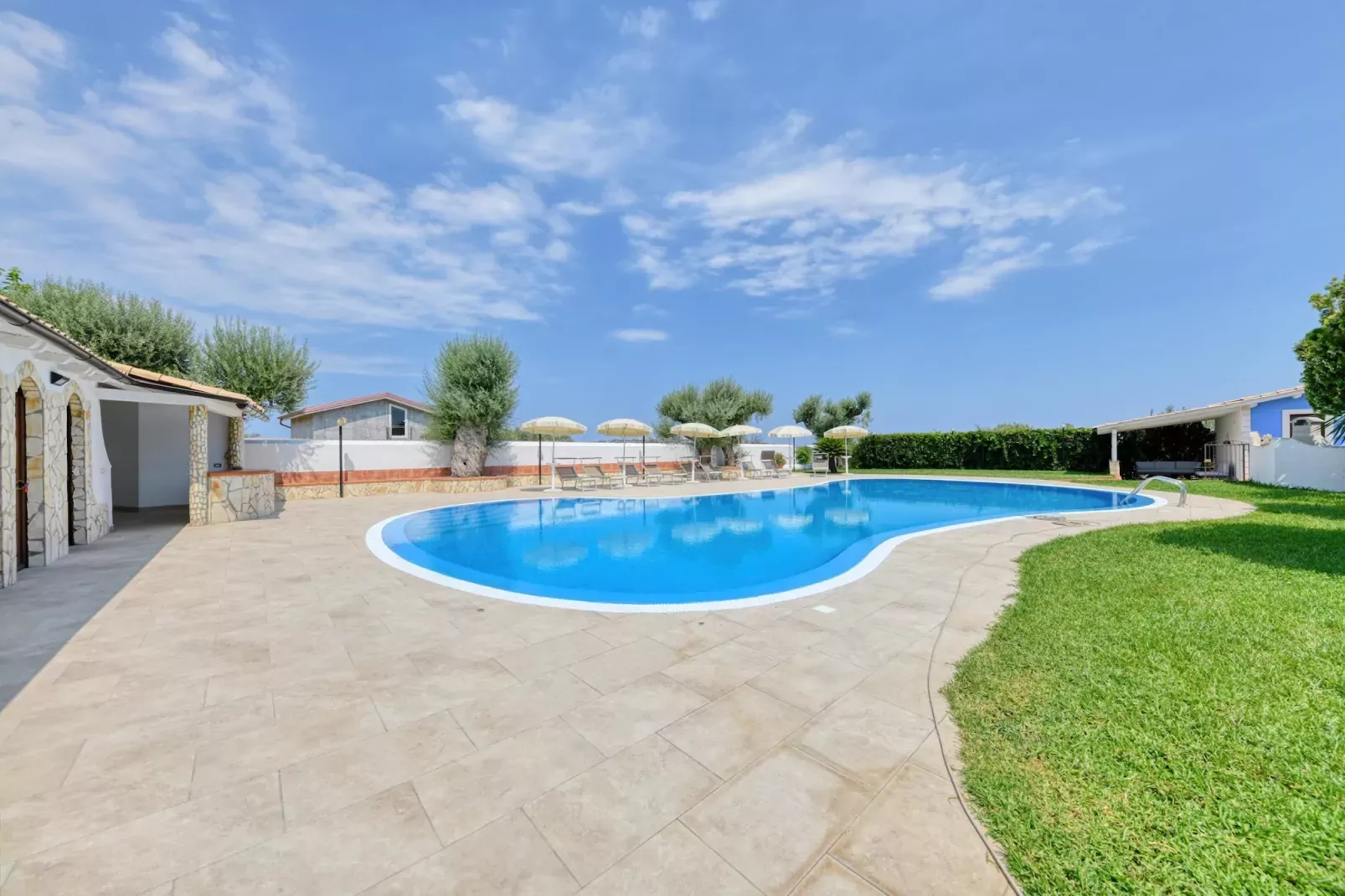 Villa Parisi mit Privatpool Siracusa-Pool
