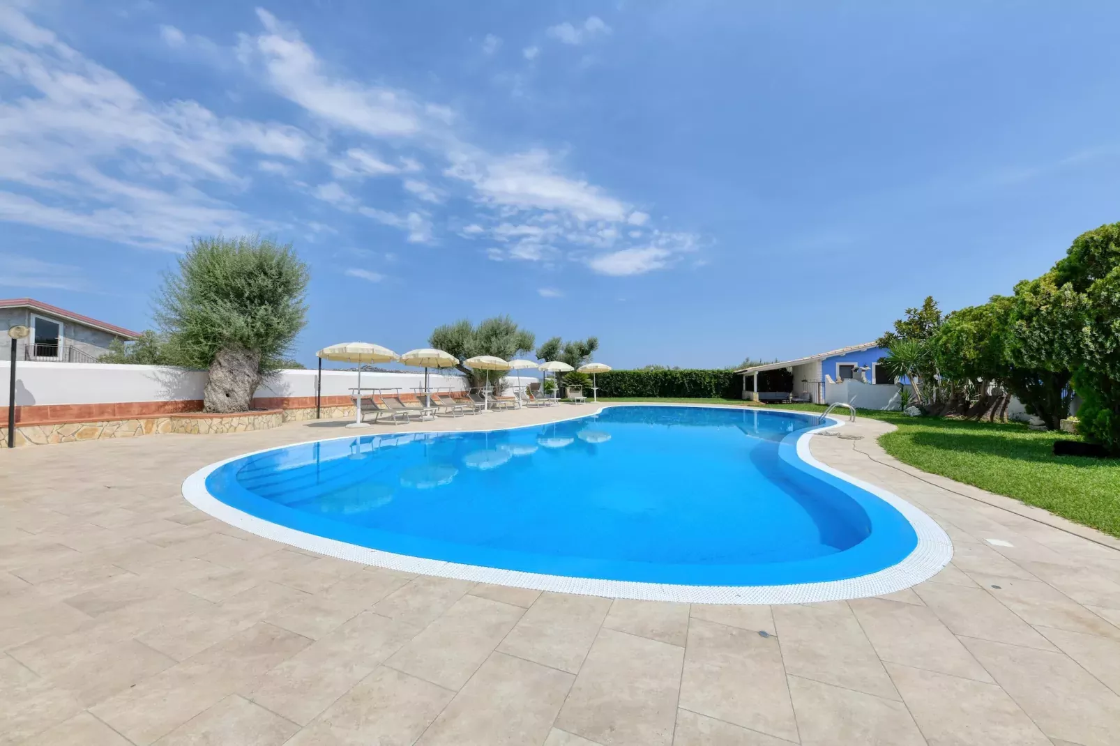 Villa Parisi mit Privatpool Siracusa-Pool