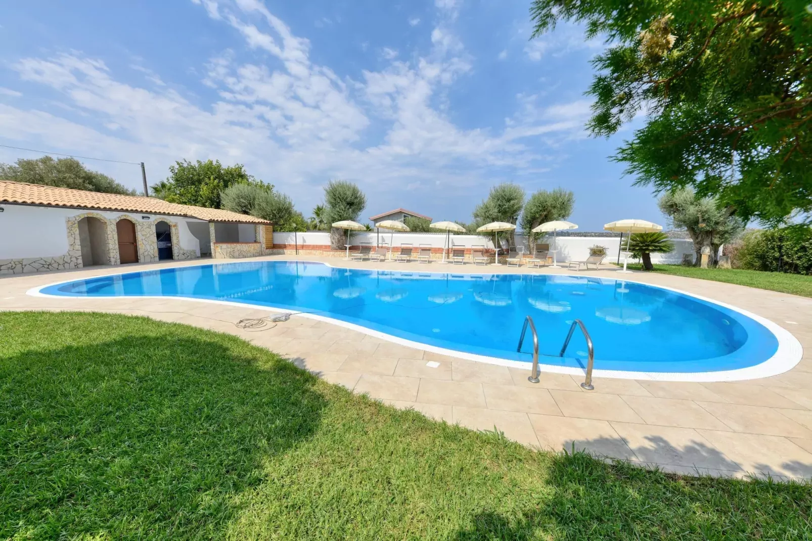 Villa Parisi mit Privatpool Siracusa-Pool
