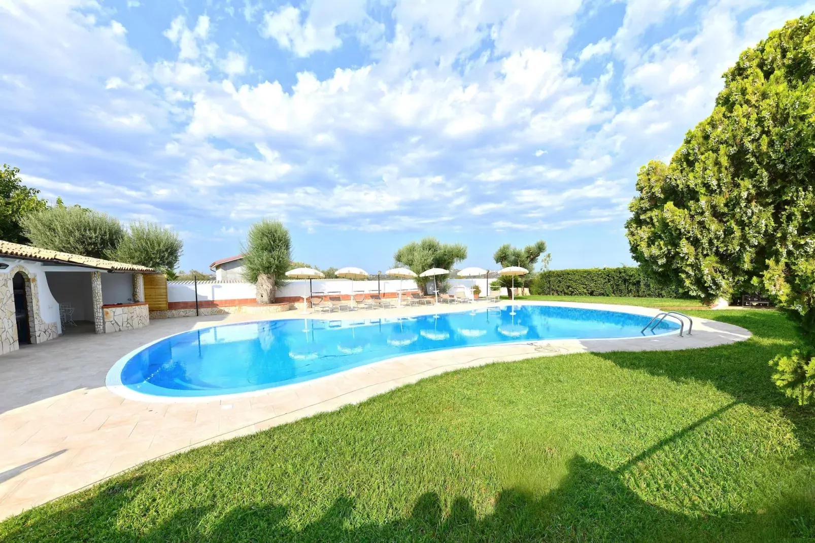 Villa Parisi mit Privatpool Siracusa-Pool