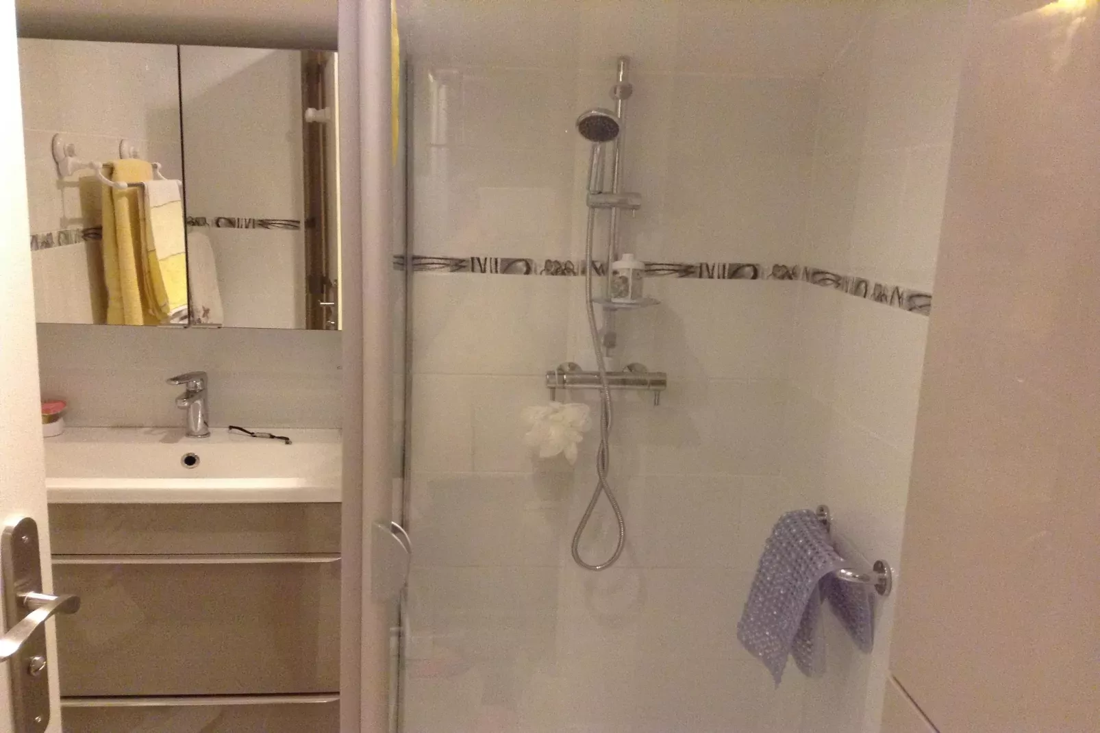La Maison Seberika 2 pers-Bathroom