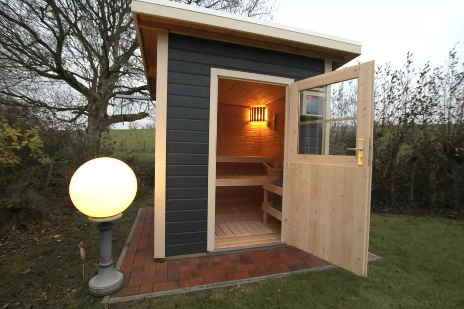 Ferienbungalow Wiesengrund mit Sauna-Areas summer 1km