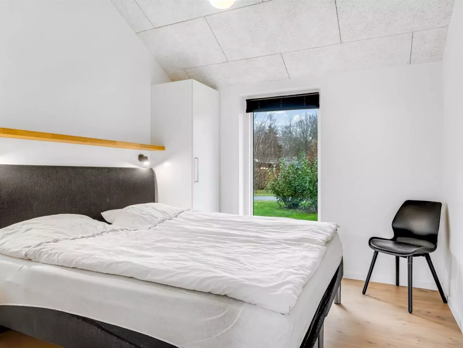 "Erlinda" - 300m from the sea-Inside