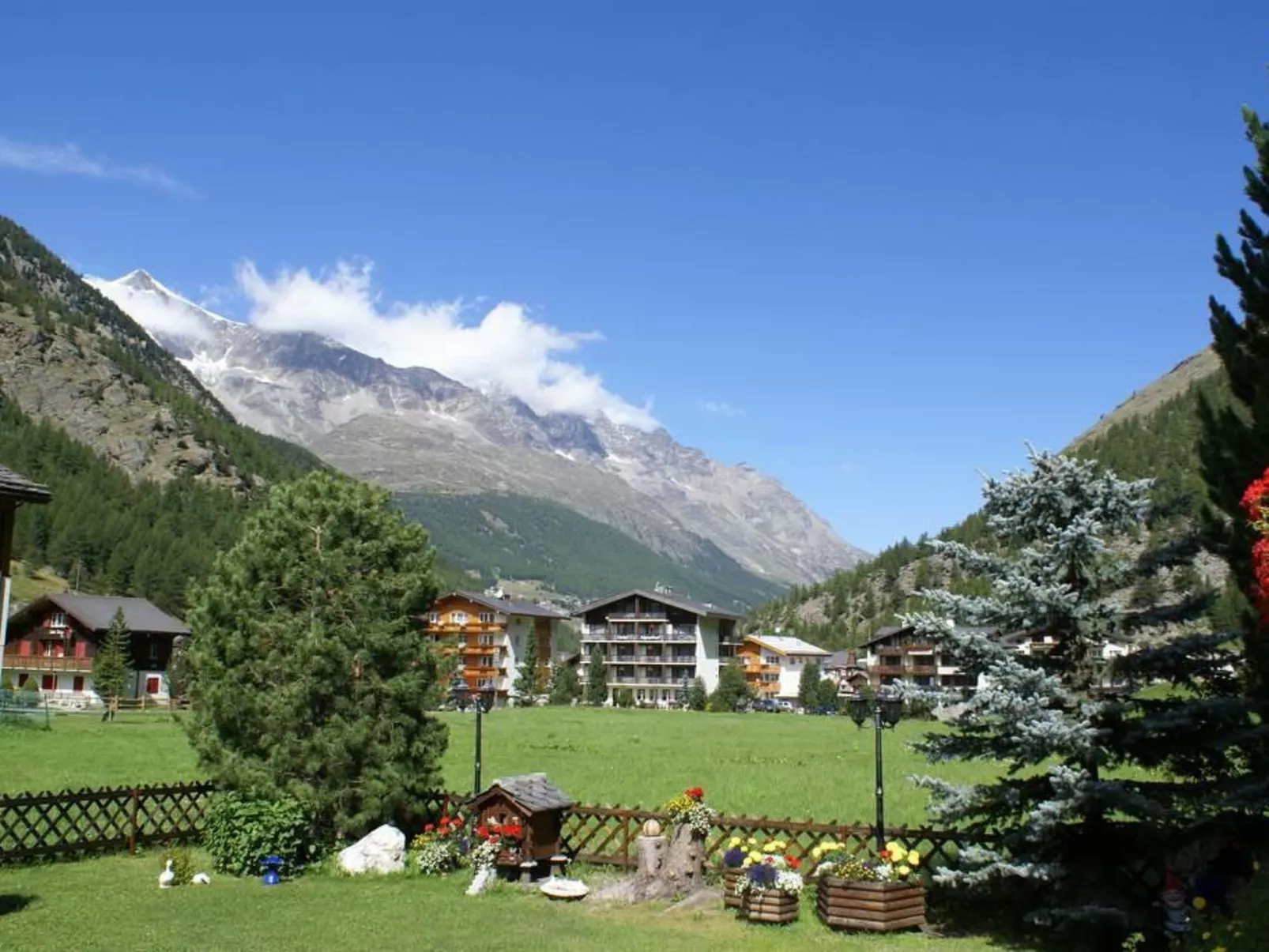Chalet Alpenrösli-Outside