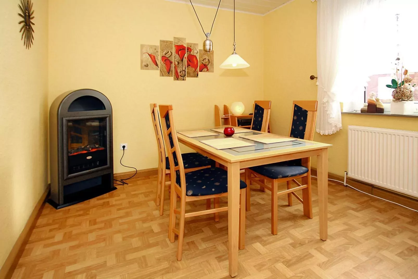 Ferienbungalow Klönsnack in Dornumersiel-Salle à manger