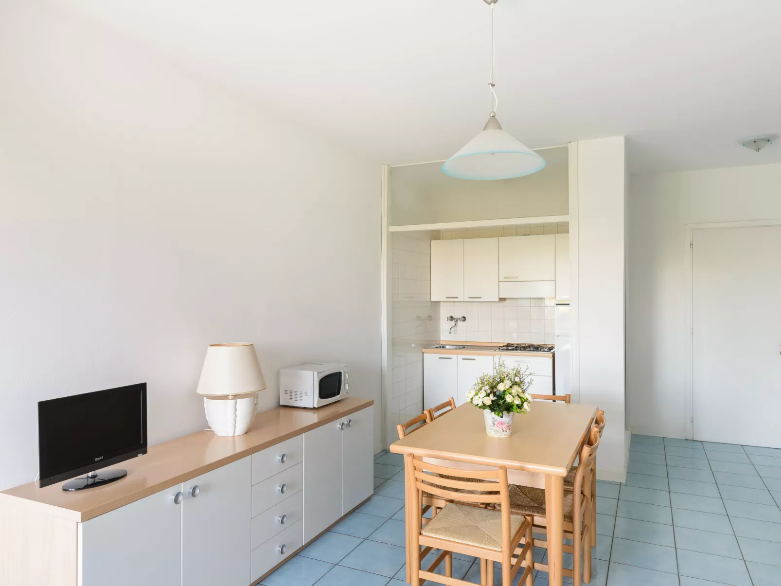 Luna Residence 3-Inside